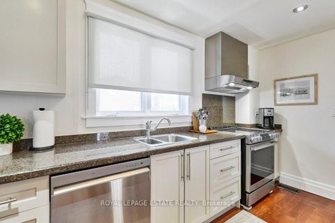 Photo 9 at 15 Squires Avenue, Parkview, Toronto