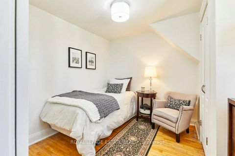 Photo 28 at 15 Squires Avenue, Parkview, Toronto