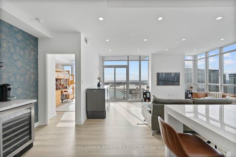 Photo 9 at 4010 - 15 Iceboat Terrace, Waterfront Communities C1, Toronto