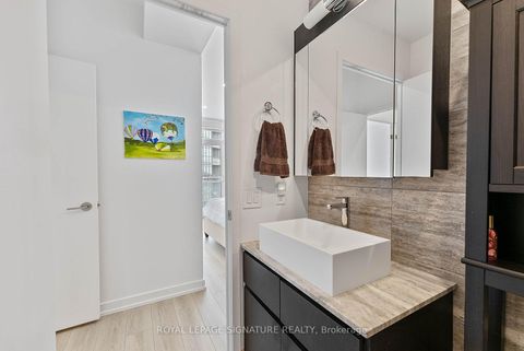 Photo 20 at 4010 - 15 Iceboat Terrace, Waterfront Communities C1, Toronto