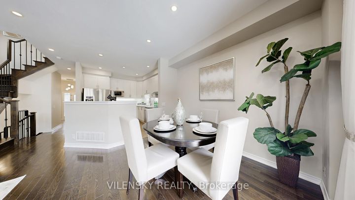 Photo 7 at 34 Elihof Drive, Patterson, Vaughan