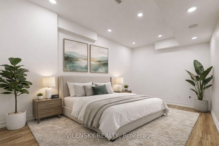 Photo 26 at 34 Elihof Drive, Patterson, Vaughan