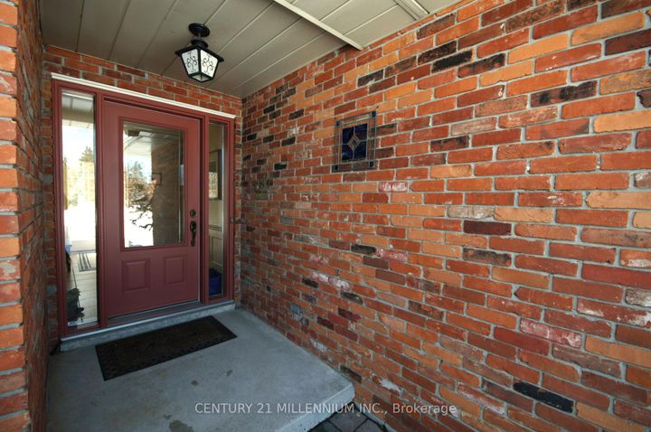 Photo 3 at 12210 Fourth Line, Rural Milton West, Milton