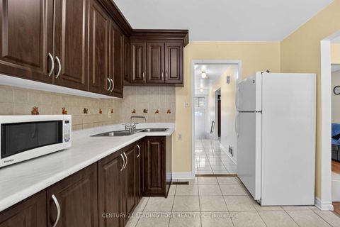 Photo 15 at 17 - 81 Brookmill Boulevard, L'Amoreaux, Toronto