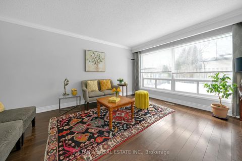 Photo 5 at 158 Hilda Avenue, Newtonbrook West, Toronto