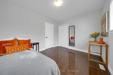 Photo 26 at 158 Hilda Avenue, Newtonbrook West, Toronto