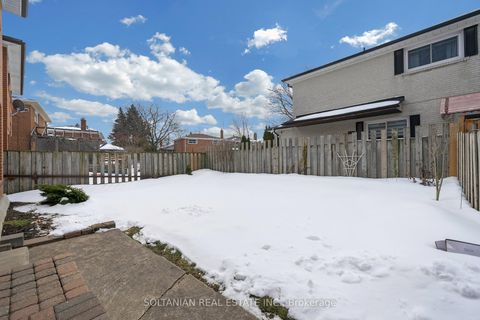 Photo 41 at 158 Hilda Avenue, Newtonbrook West, Toronto
