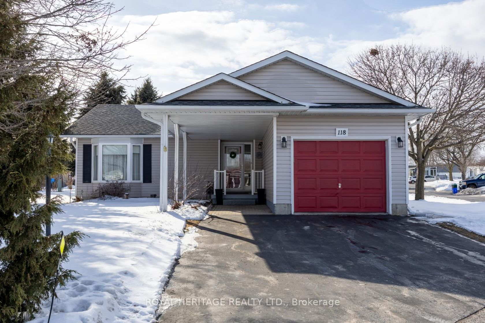 118 Bluffs Road, Newcastle, Clarington 