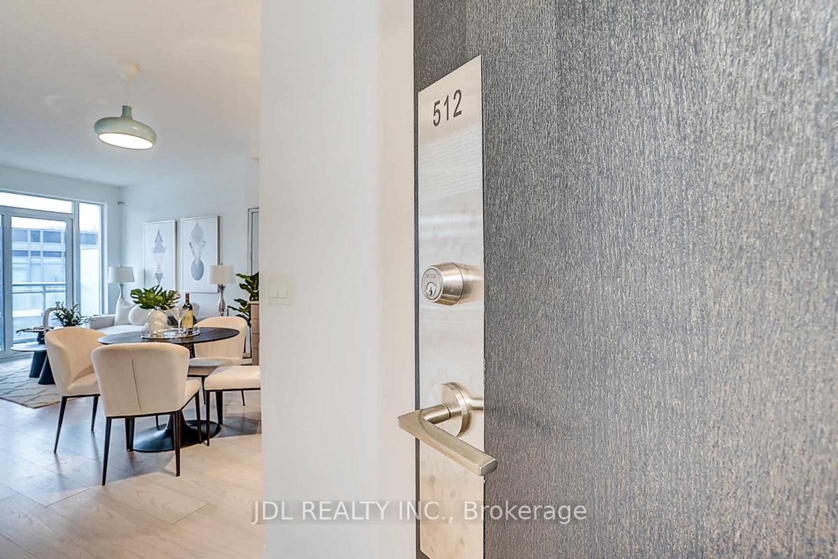 512 - 50 Ann O'reilly Road, Henry Farm, Toronto 