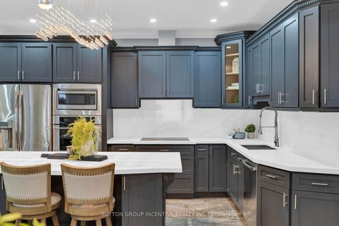 Photo 12 at 4 Snowshoe Trail, Ardagh, Barrie