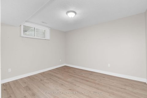 Photo 40 at 4 Snowshoe Trail, Ardagh, Barrie