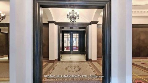 Photo 4 at 3114 - 197 Yonge Street, Yonge Corridor, Toronto