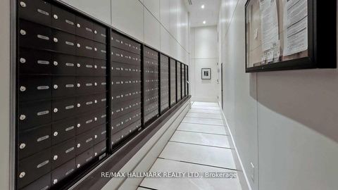 Photo 8 at 3114 - 197 Yonge Street, Yonge Corridor, Toronto