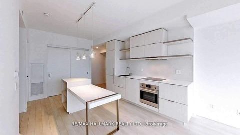 Photo 13 at 3114 - 197 Yonge Street, Yonge Corridor, Toronto