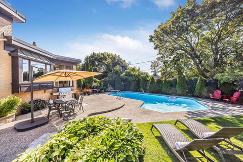 Photo 3 at 16 Woodpark Road, Richview, Toronto