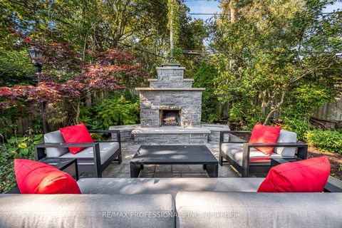 Photo 4 at 16 Woodpark Road, Richview, Toronto