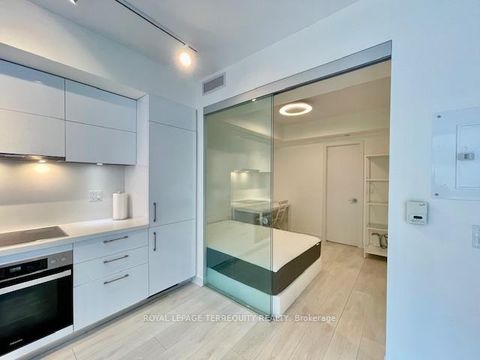 Photo 11 at 709 - 188 Cumberland Street, Annex, Toronto