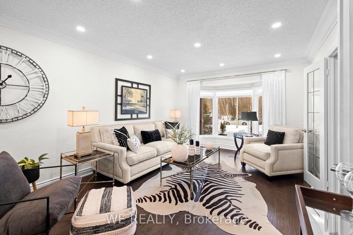 Photo 8 at 2120 Lynn Heights Drive, Liverpool, Pickering