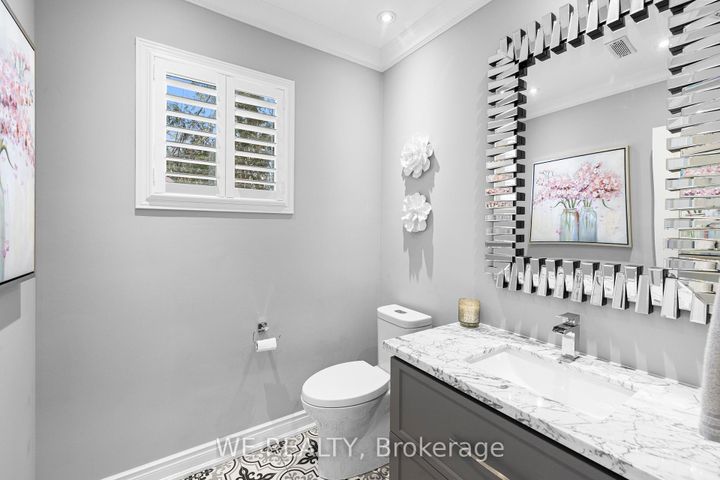 Photo 27 at 2120 Lynn Heights Drive, Liverpool, Pickering