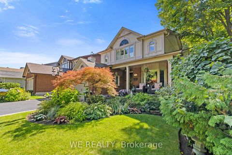 Photo 3 at 2120 Lynn Heights Drive, Liverpool, Pickering