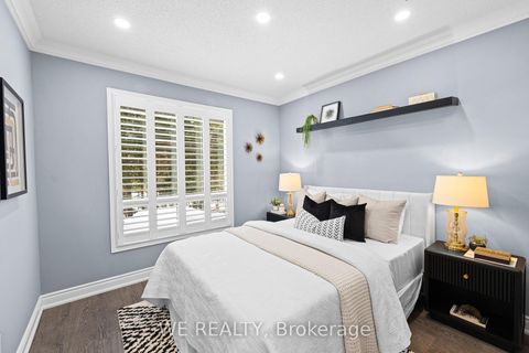 Photo 25 at 2120 Lynn Heights Drive, Liverpool, Pickering