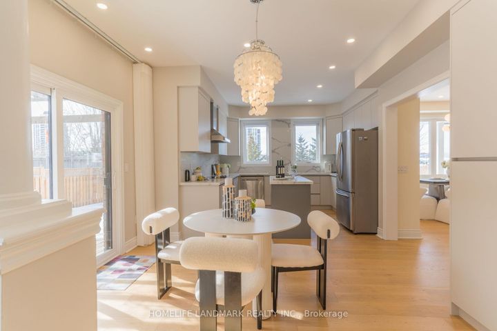 Photo 13 at 63 Sunburst Crescent, Greensborough, Markham