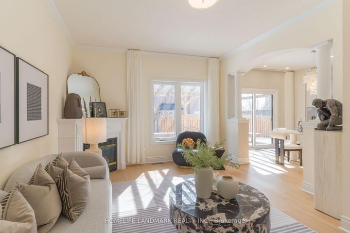 Photo 14 at 63 Sunburst Crescent, Greensborough, Markham