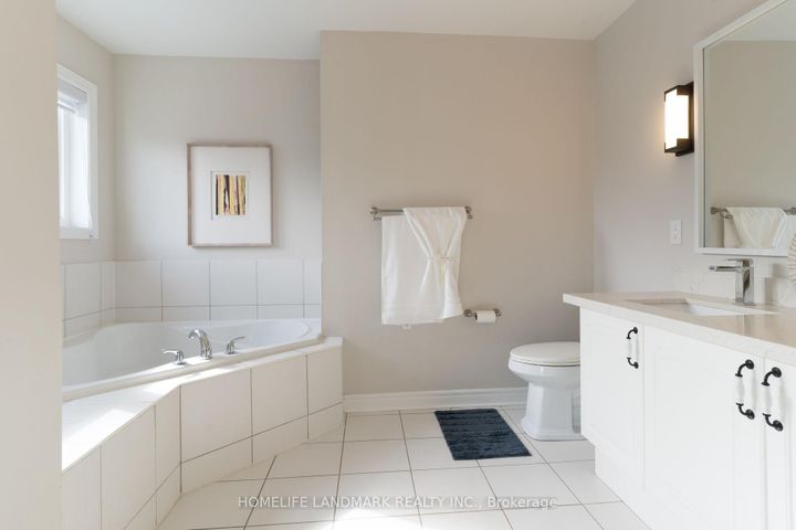 Photo 22 at 63 Sunburst Crescent, Greensborough, Markham