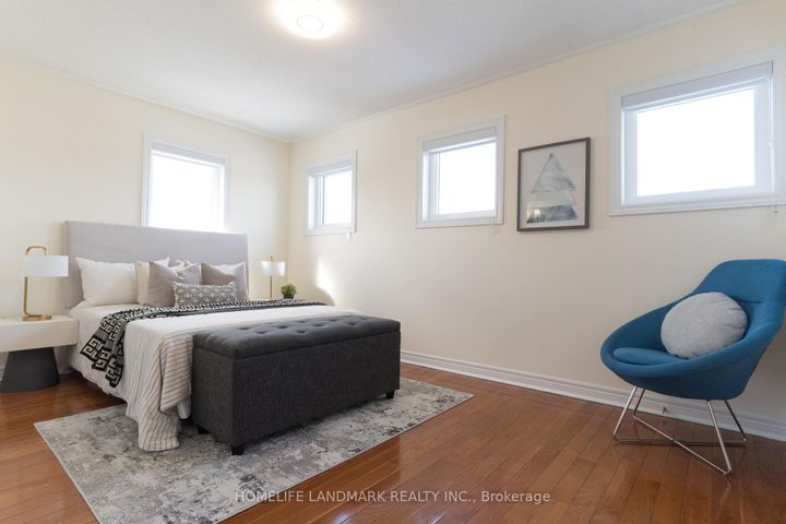 Photo 31 at 63 Sunburst Crescent, Greensborough, Markham