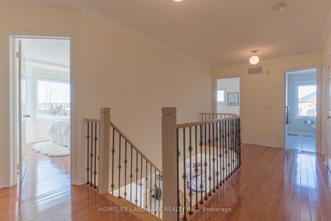 Photo 18 at 63 Sunburst Crescent, Greensborough, Markham