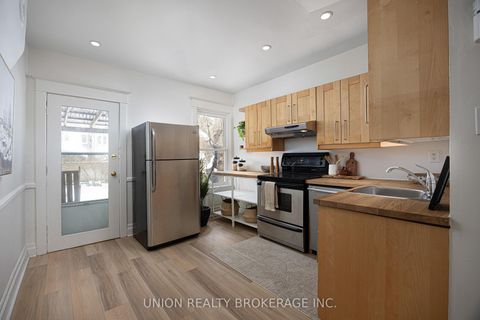 Photo 12 at 262 Silver Birch Avenue, The Beaches, Toronto