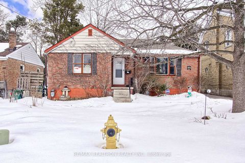 Photo 1 at 66 Patricia Avenue, Newtonbrook West, Toronto