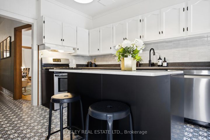 Photo 17 at 185 Greenwood Avenue, Coxwell, Toronto