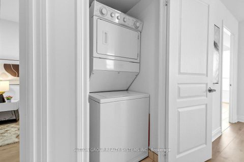 Photo 4 at 2005 - 5 Northtown Way, Willowdale East, Toronto