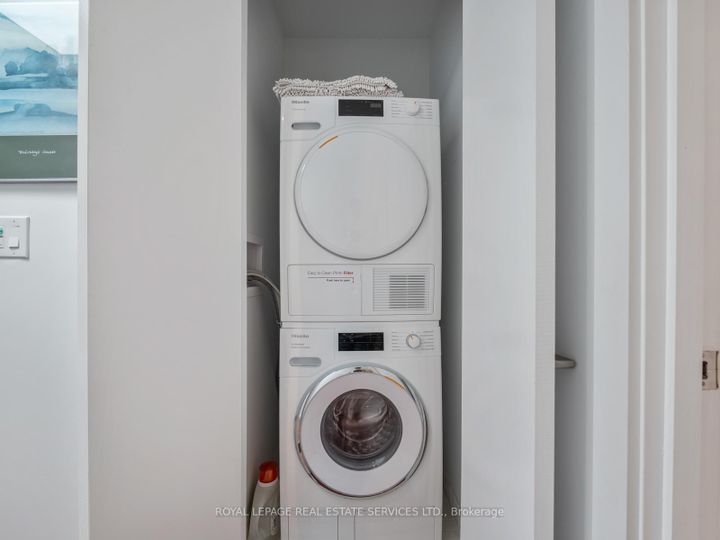 Photo 34 at 581 Beresford Avenue, Bloor West Village, Toronto