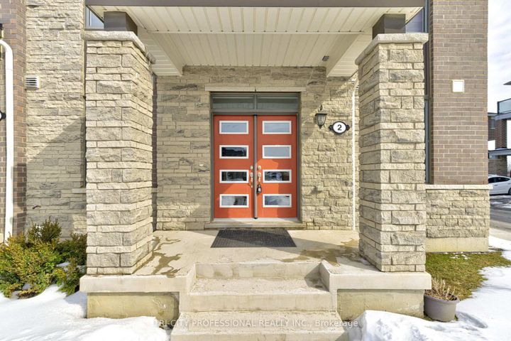 Photo 3 at 2 Summer Wind Lane, Northwest Brampton, Brampton