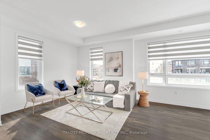 Photo 11 at 2 Summer Wind Lane, Northwest Brampton, Brampton