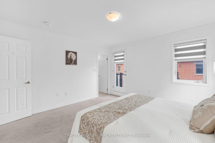 Photo 29 at 2 Summer Wind Lane, Northwest Brampton, Brampton