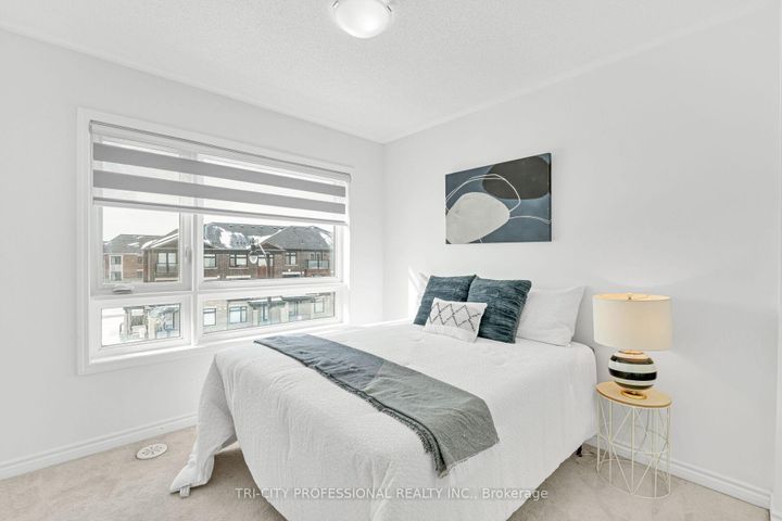 Photo 33 at 2 Summer Wind Lane, Northwest Brampton, Brampton