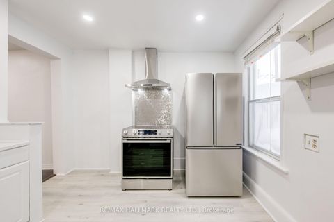 Photo 11 at 106 Willow Avenue, The Beaches, Toronto