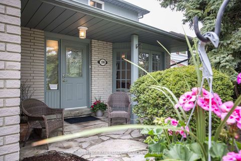 Photo 1 at 198 Romfield Circuit, Royal Orchard, Markham