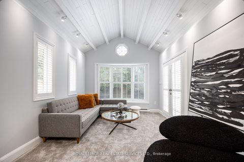 Photo 24 at 198 Romfield Circuit, Royal Orchard, Markham