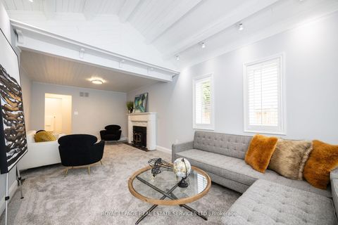 Photo 26 at 198 Romfield Circuit, Royal Orchard, Markham