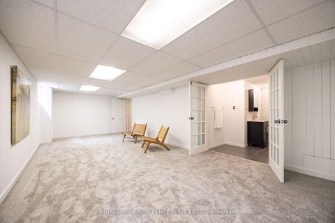 Photo 37 at 198 Romfield Circuit, Royal Orchard, Markham