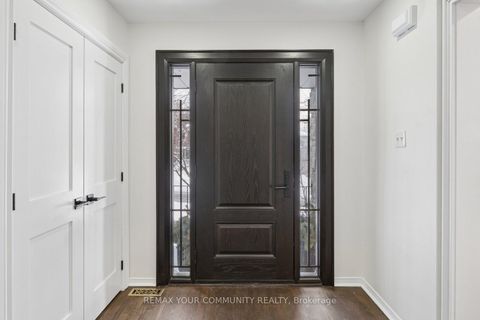 Photo 3 at 16 Autumn Way, Aurora Heights, Aurora