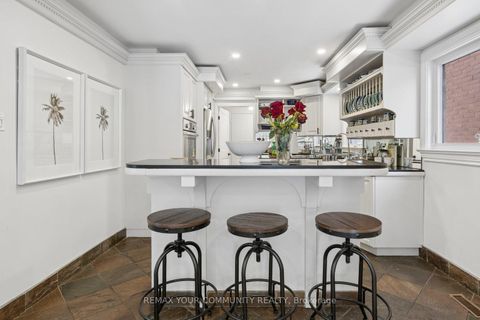 Photo 10 at 16 Autumn Way, Aurora Heights, Aurora