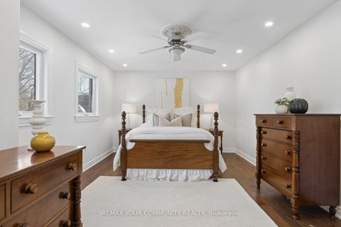 Photo 20 at 16 Autumn Way, Aurora Heights, Aurora