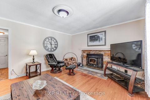 Photo 15 at 94 Cedar Street N, Uxbridge