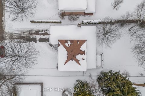 Photo 37 at 94 Cedar Street N, Uxbridge