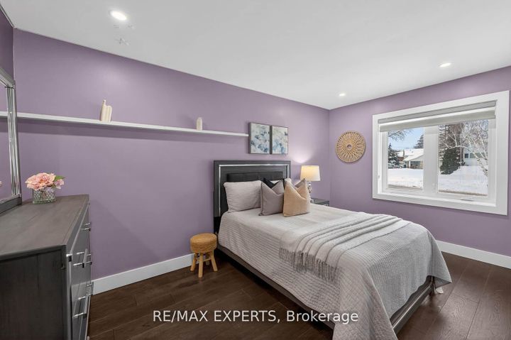 Photo 19 at 60 Suburban Drive, Streetsville, Mississauga